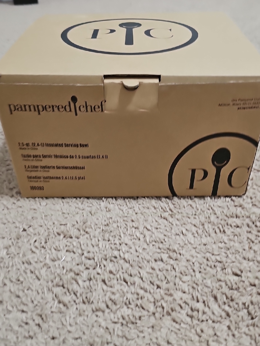 Pampered Chef Insulated Serving Bowl - New 2.5 - Qt.